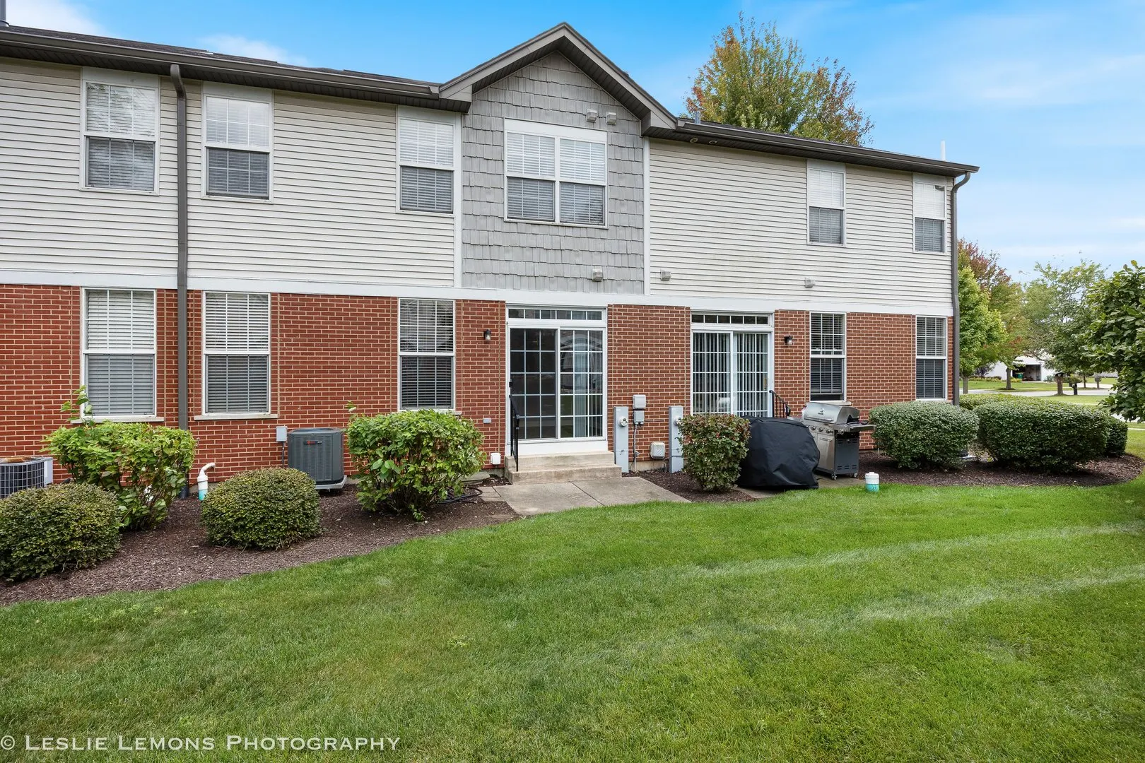 24022 W WALNUT Circle IL