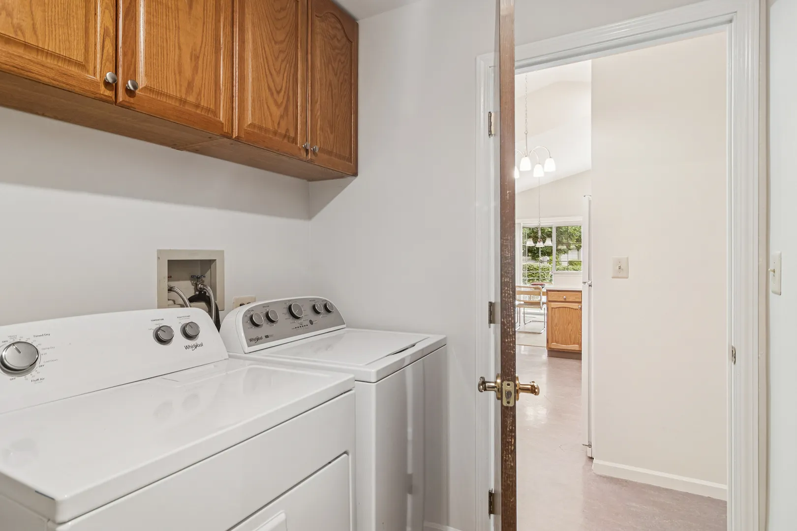 381 BENTLEY Place IL
