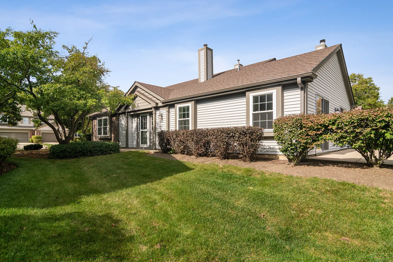 381 BENTLEY Place IL