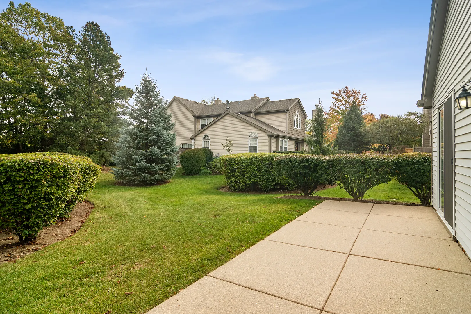 381 BENTLEY Place IL