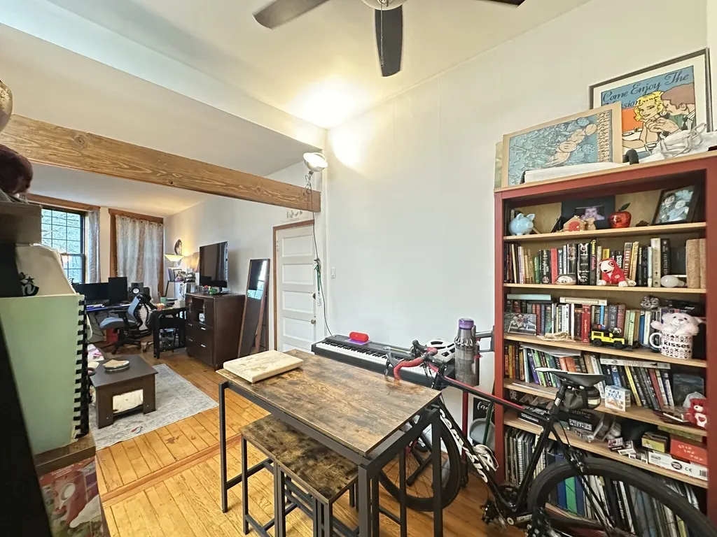 1222 W Grace Street 2C IL