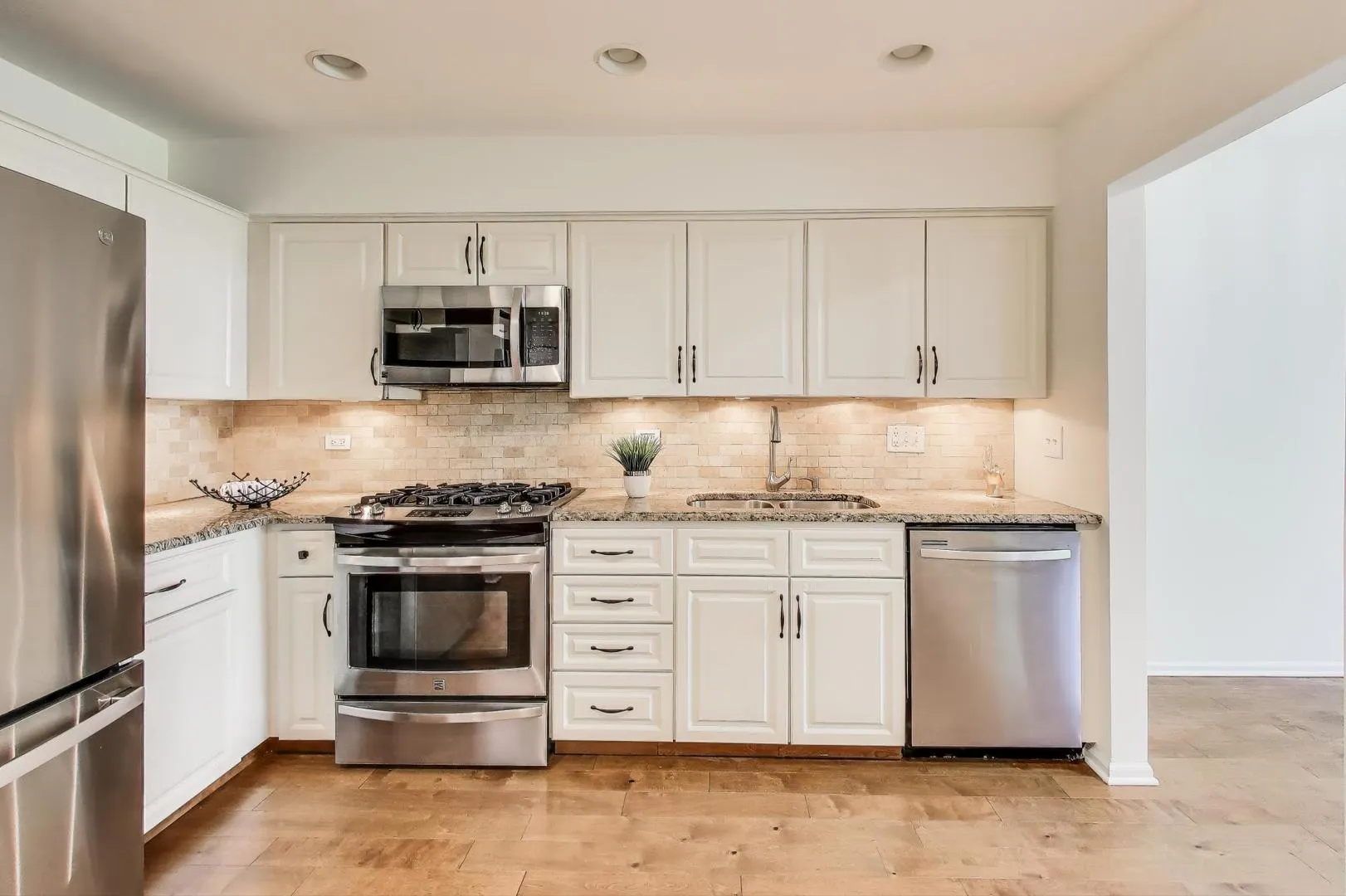 1912 N Coldspring Road IL