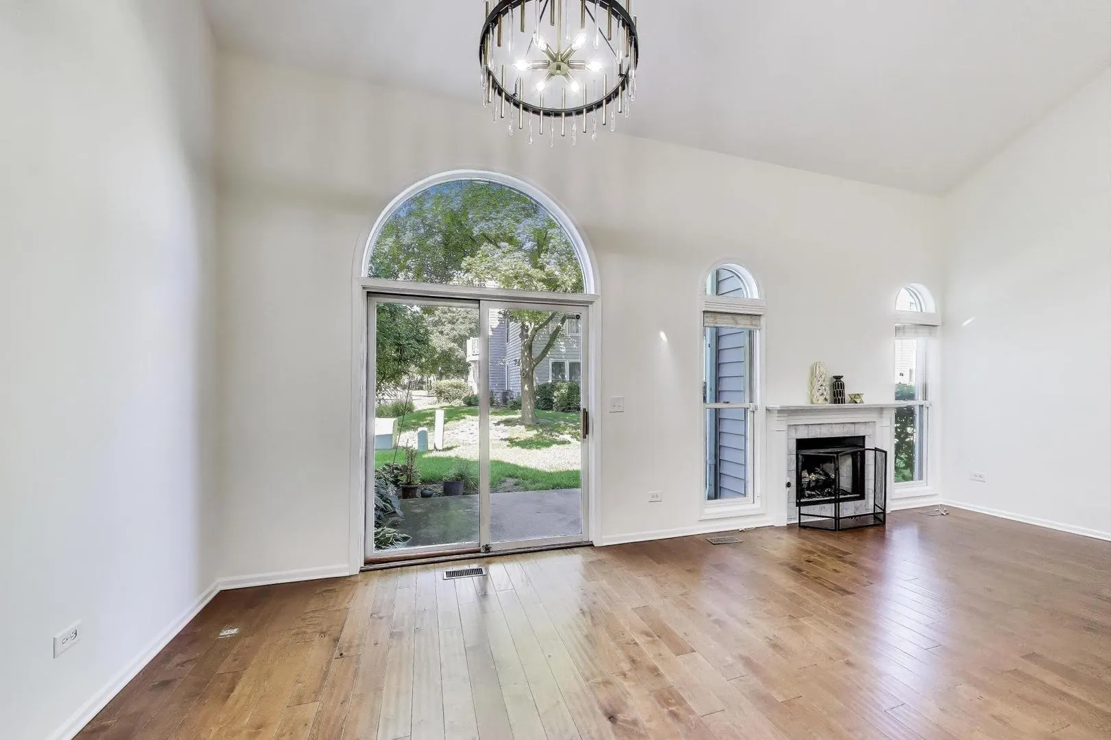1912 N Coldspring Road IL