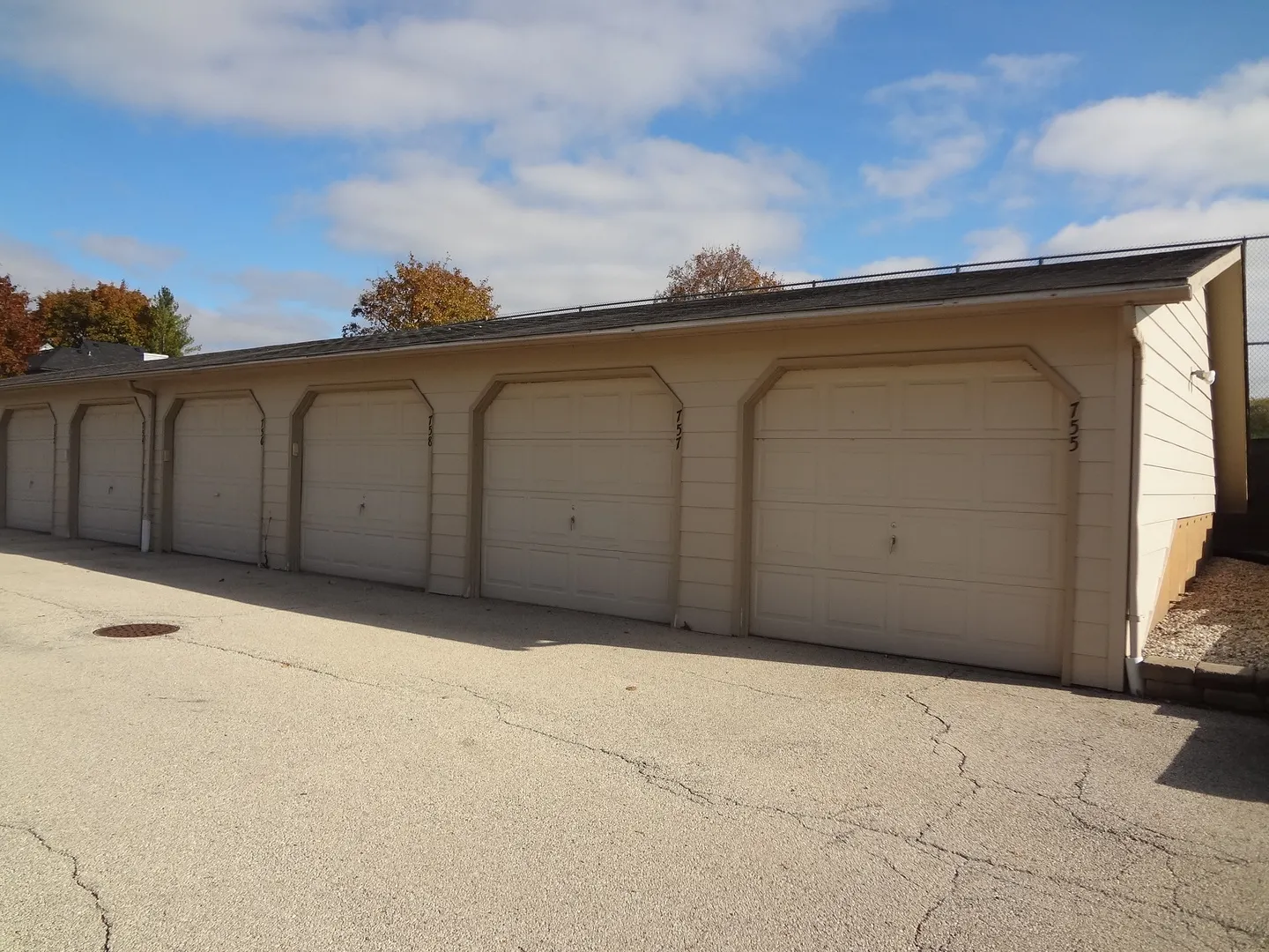 755 Chandler Road IL