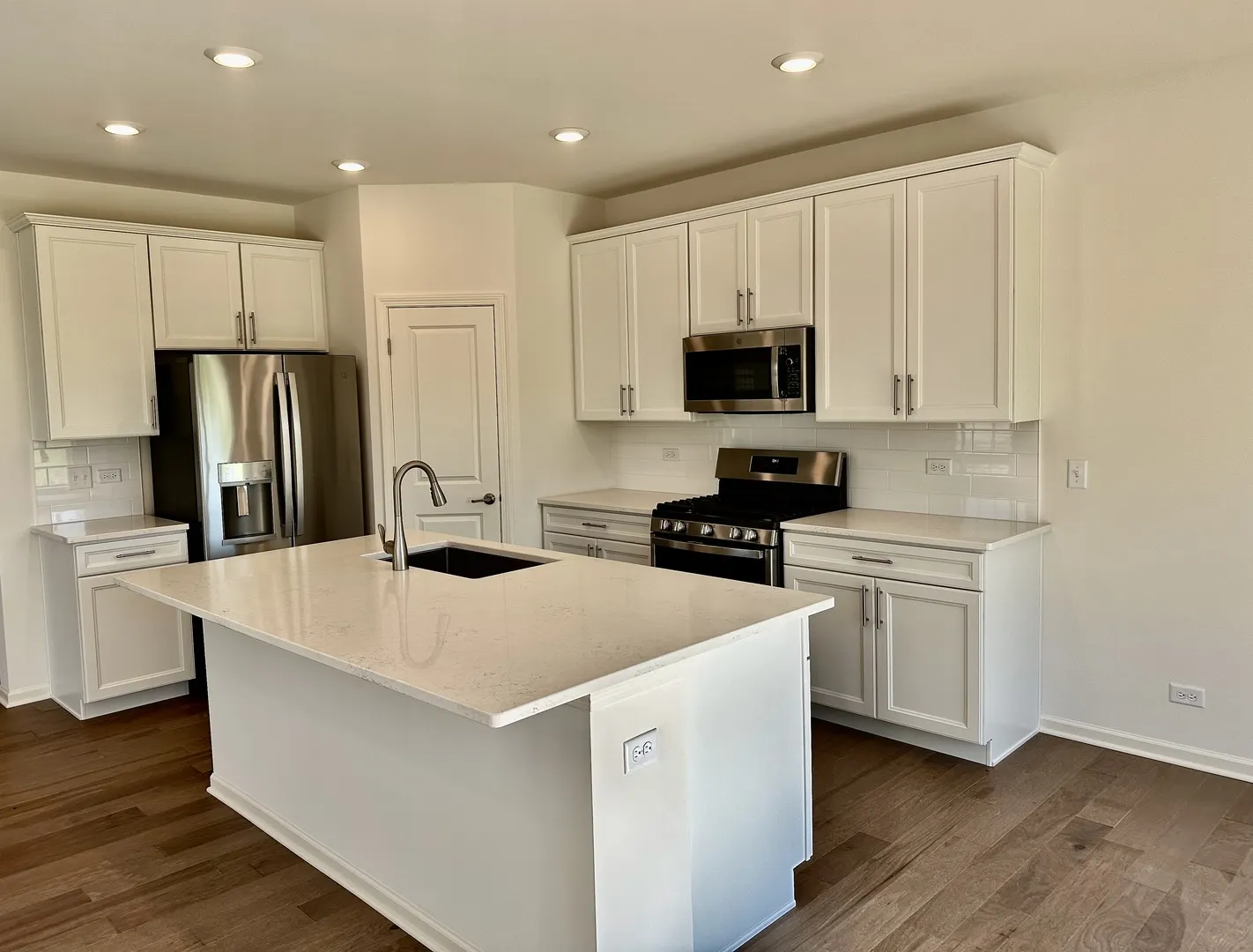 1320 Draper Road IL