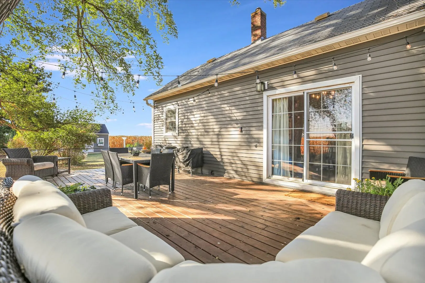 151 County Road E IL