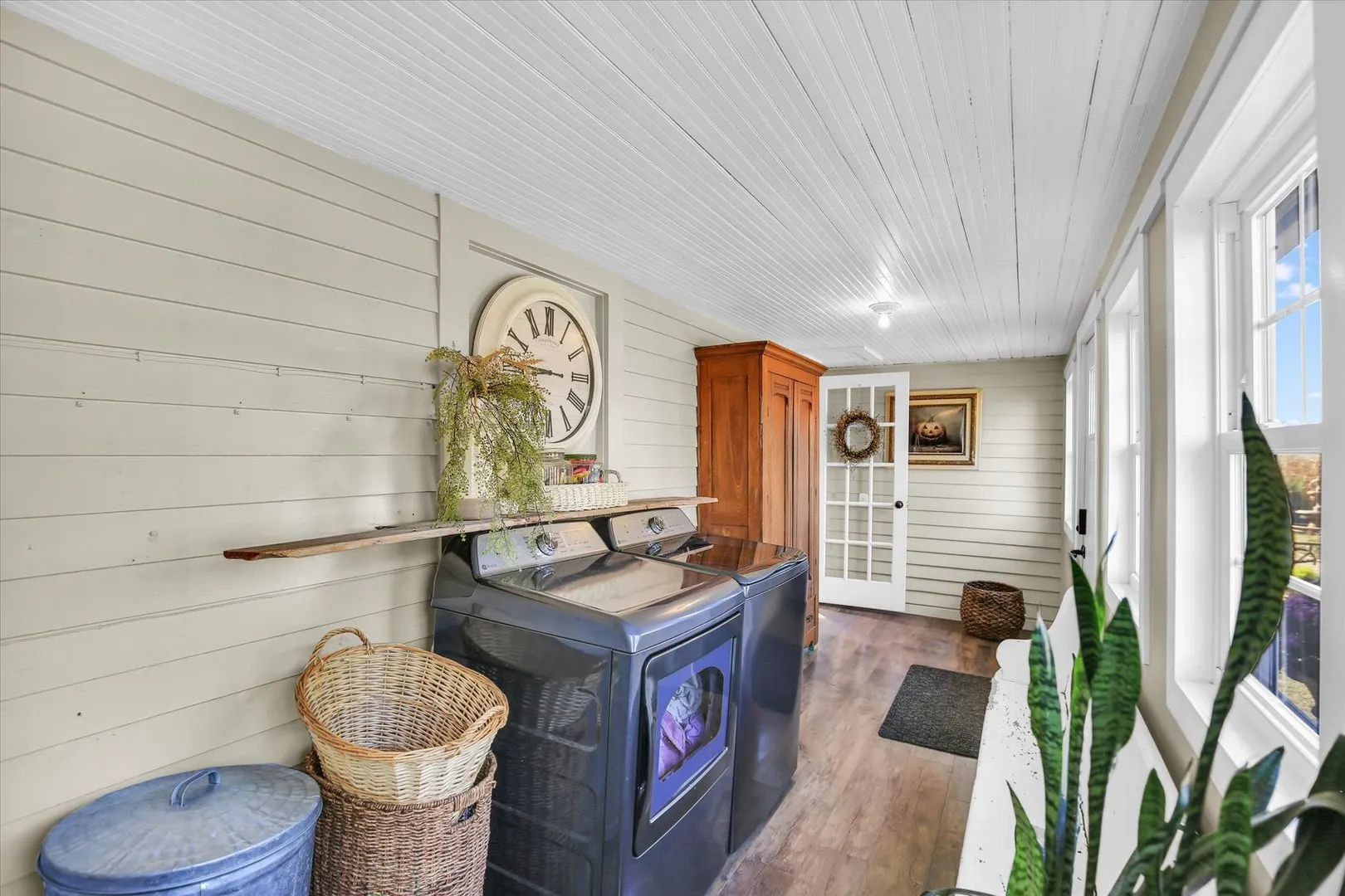 151 County Road E IL