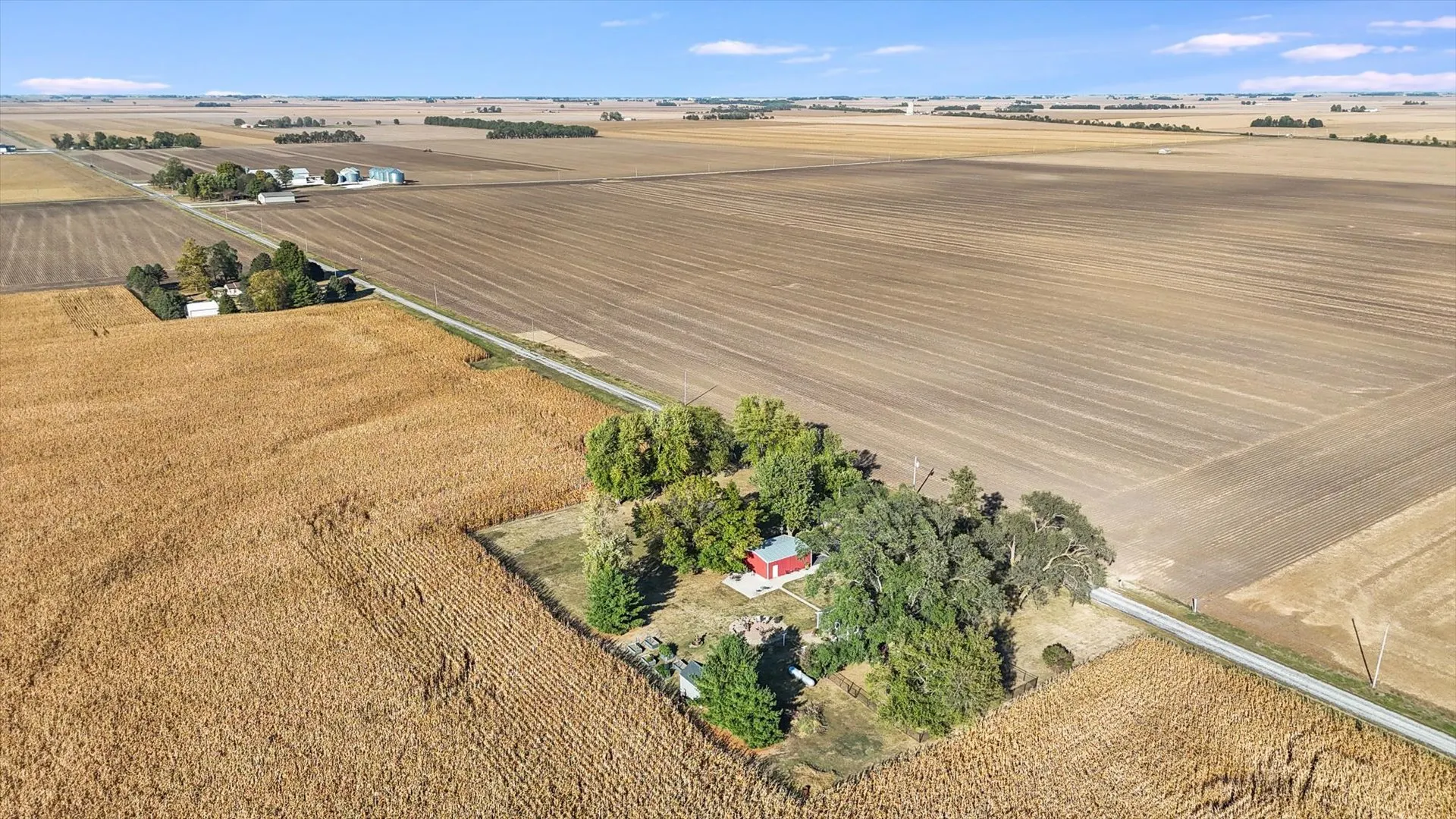 151 County Road E IL