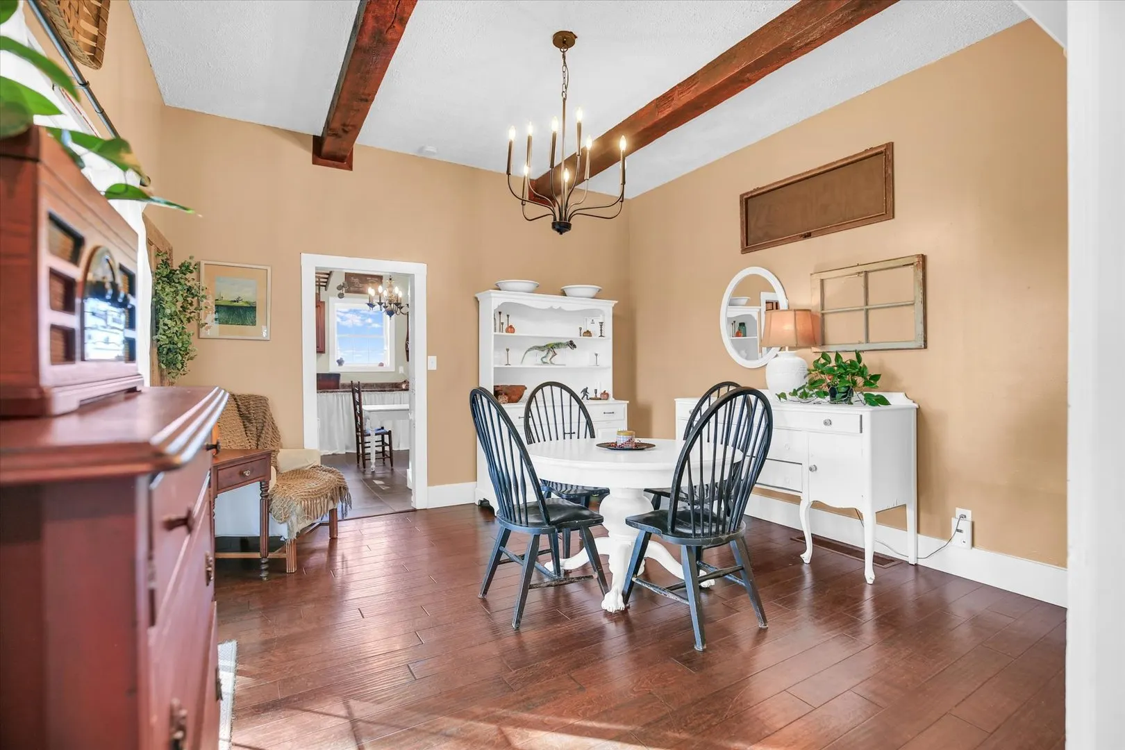 151 County Road E IL