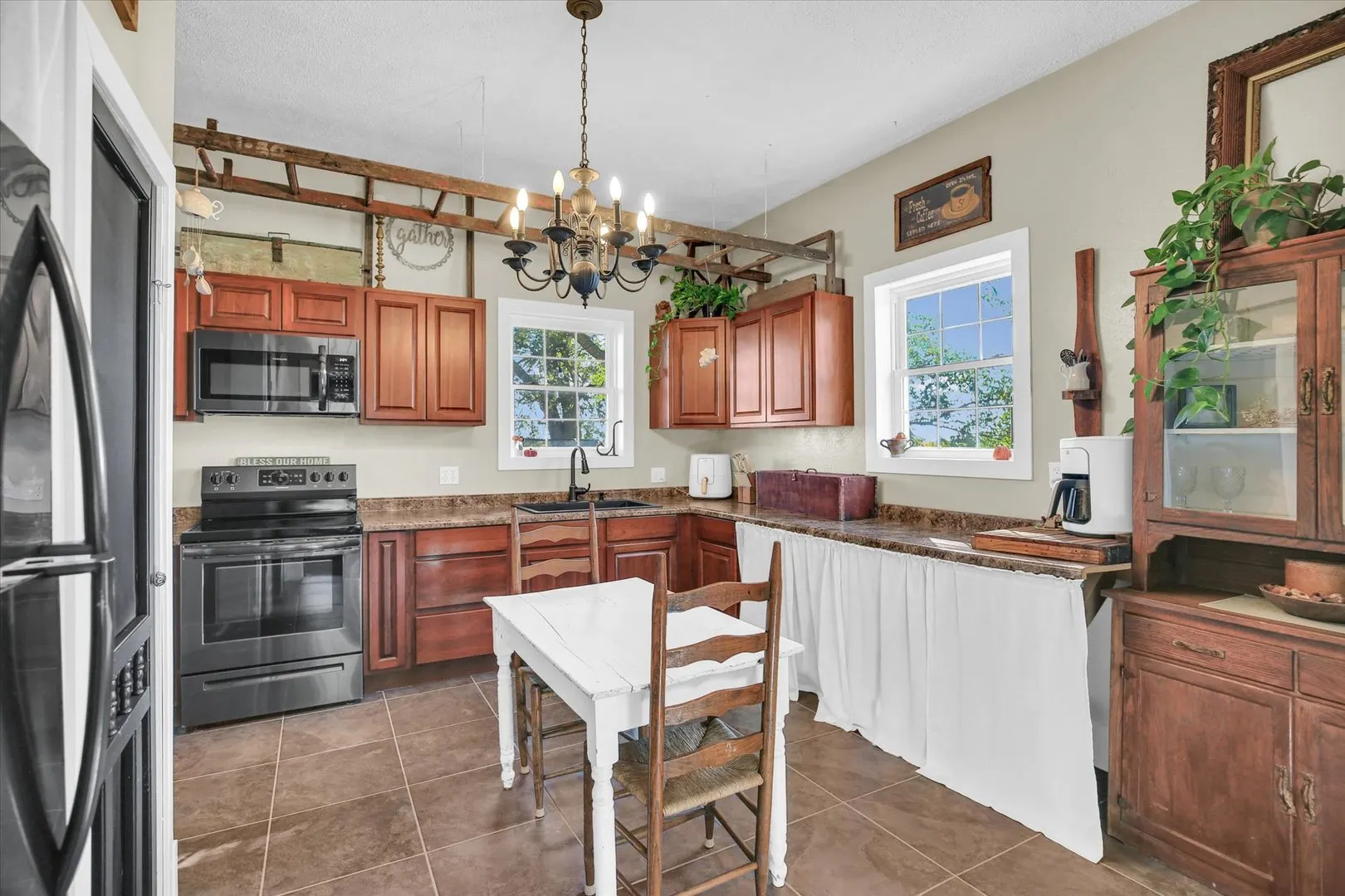 151 County Road E IL