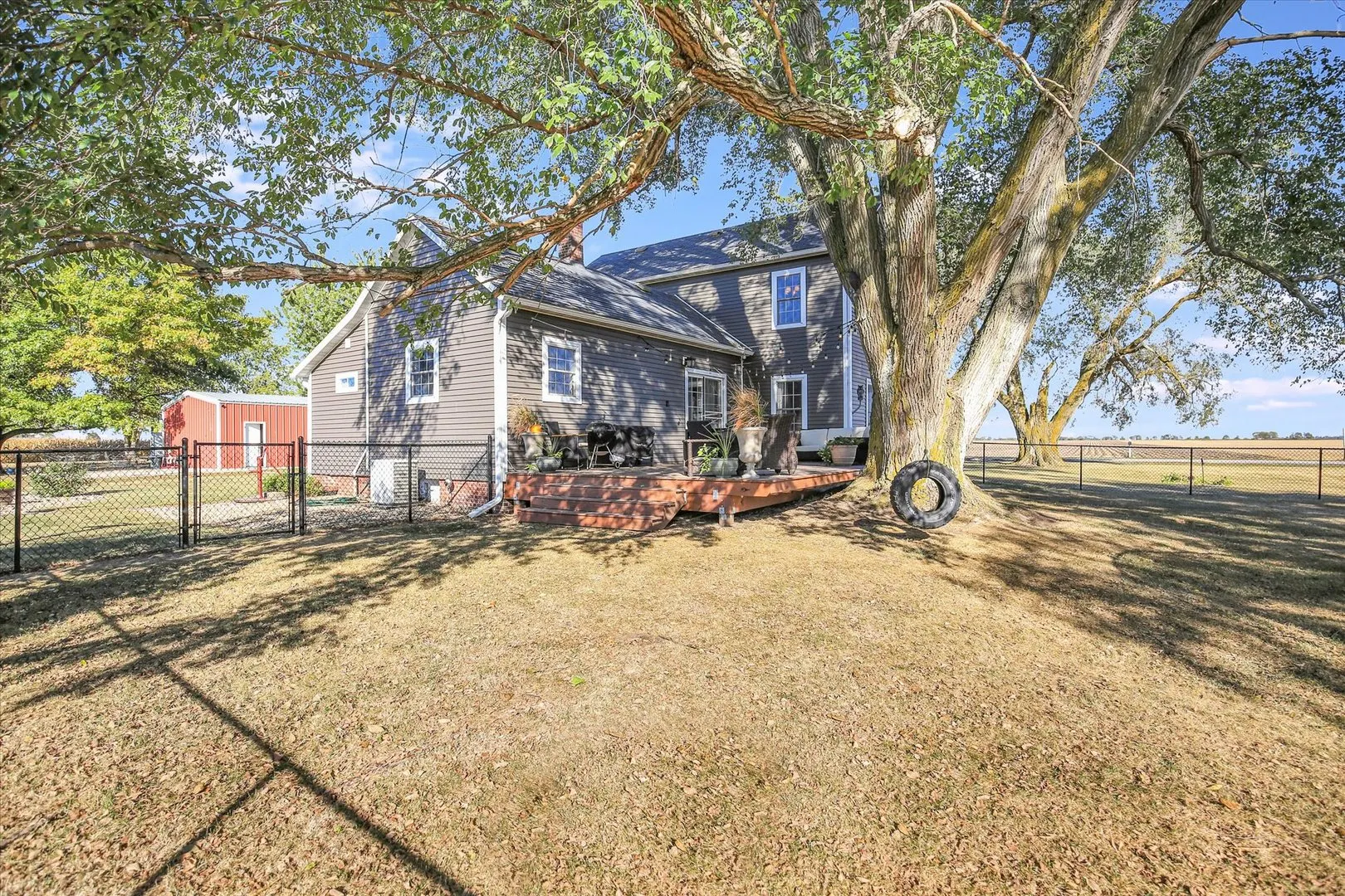 151 County Road E IL