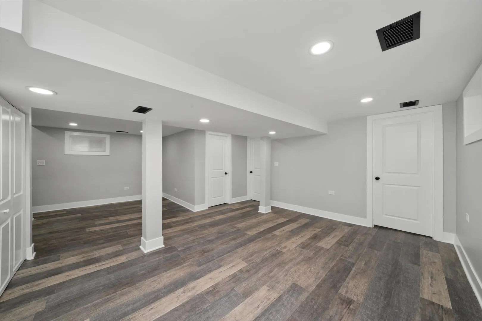 5653 S Normandy Avenue IL
