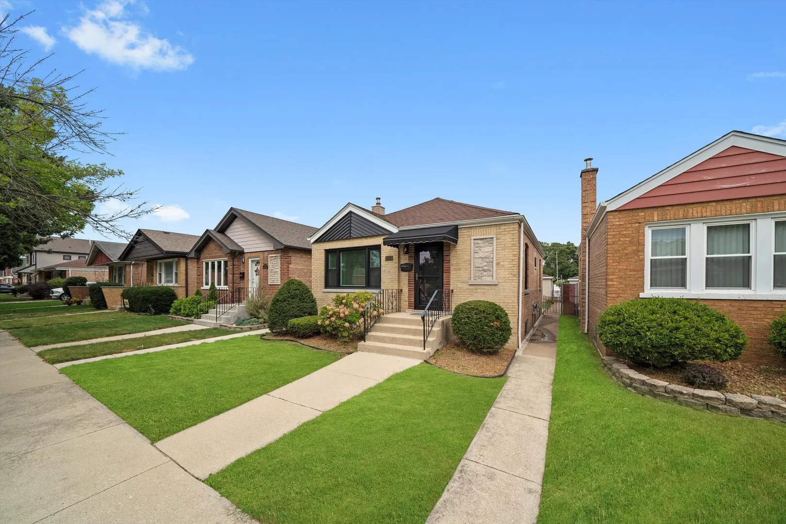 5653 S Normandy Avenue IL
