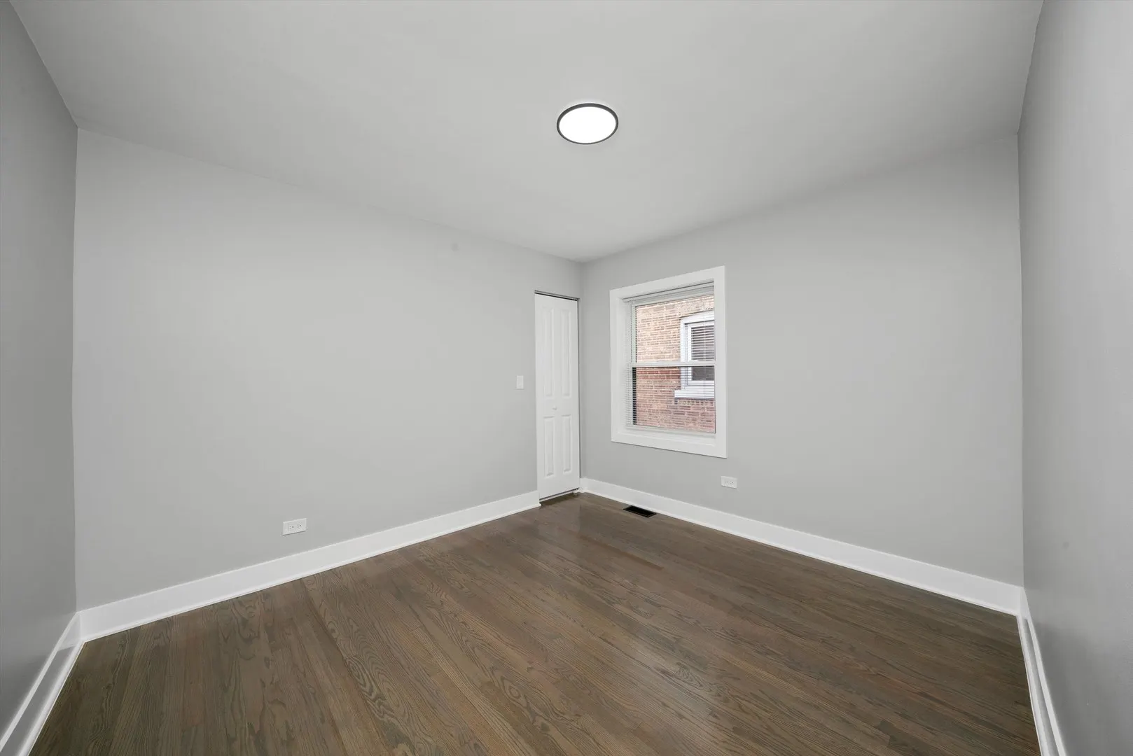 5653 S Normandy Avenue IL