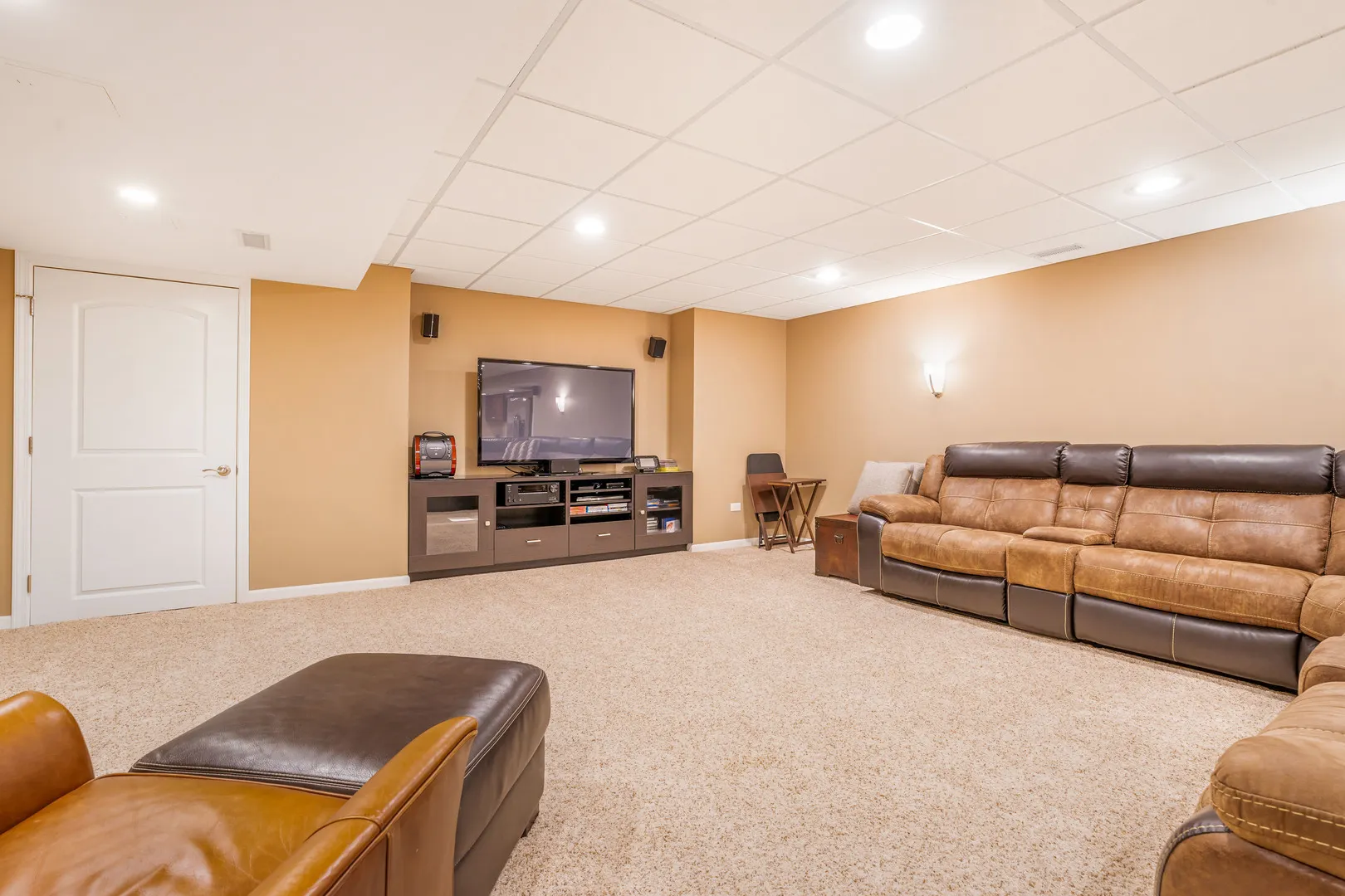 104 Cottonwood Drive IL