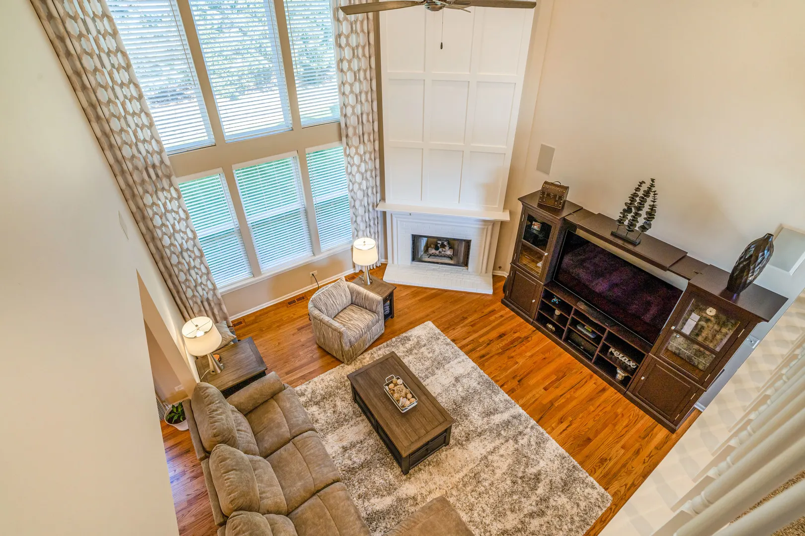 104 Cottonwood Drive IL
