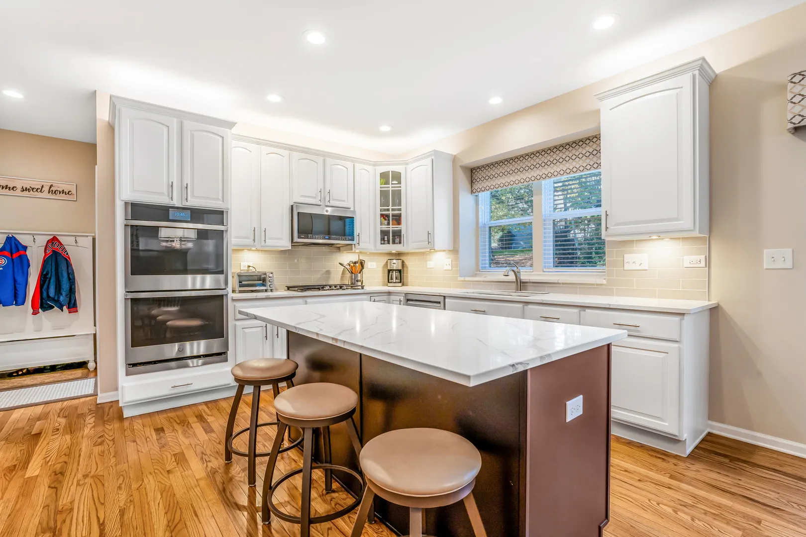 104 Cottonwood Drive IL