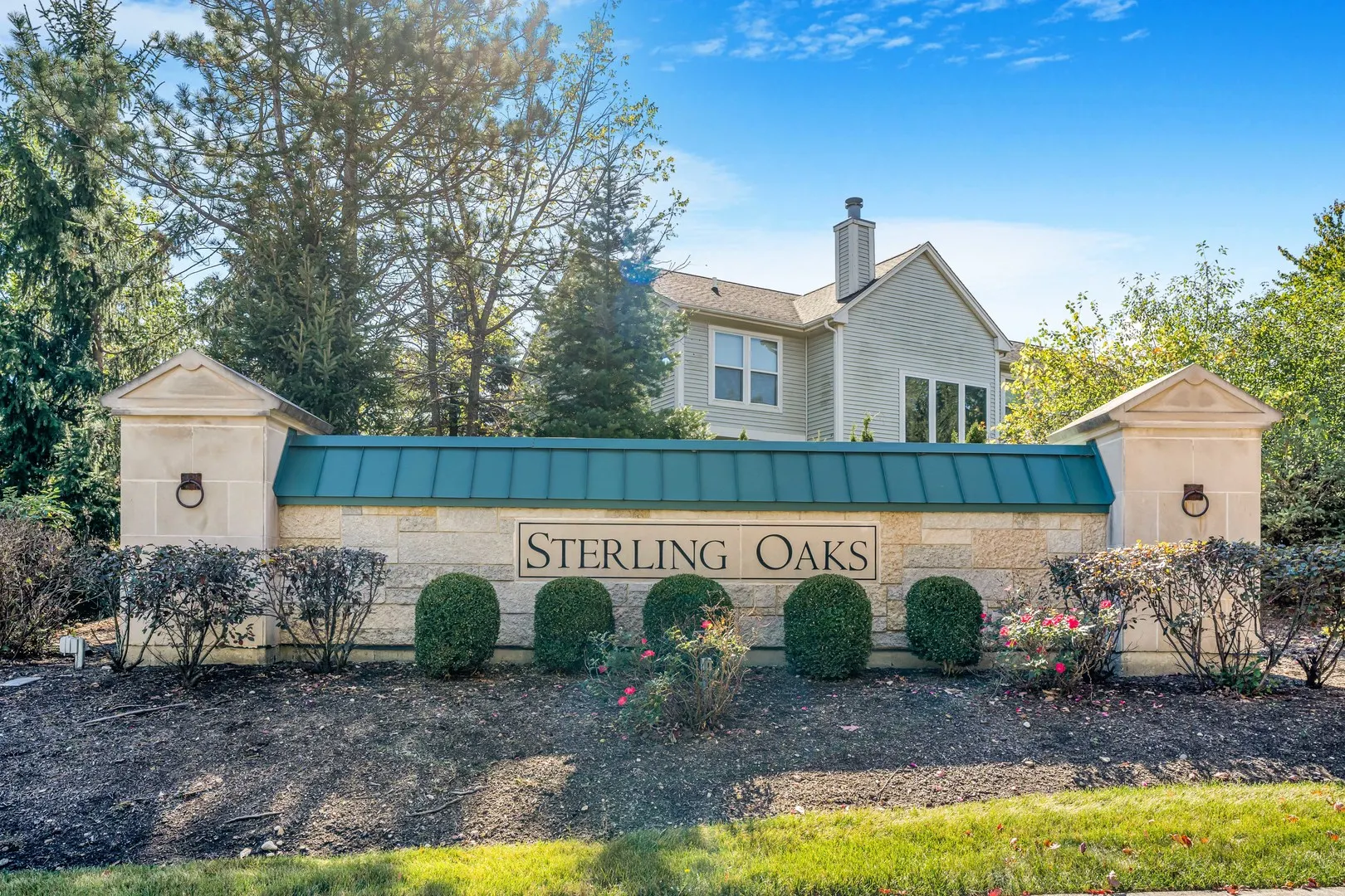 104 Cottonwood Drive IL