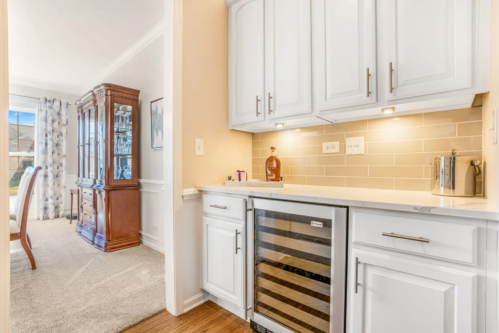 104 Cottonwood Drive IL