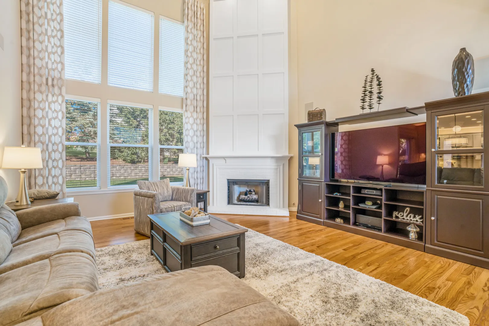 104 Cottonwood Drive IL