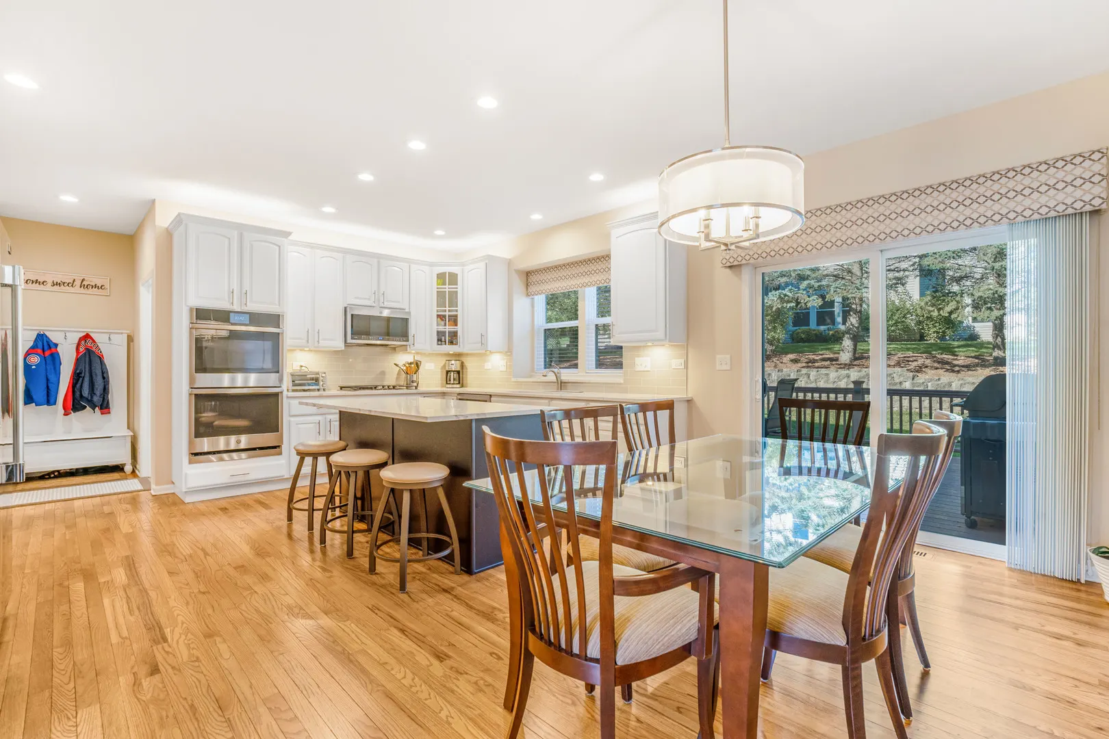104 Cottonwood Drive IL
