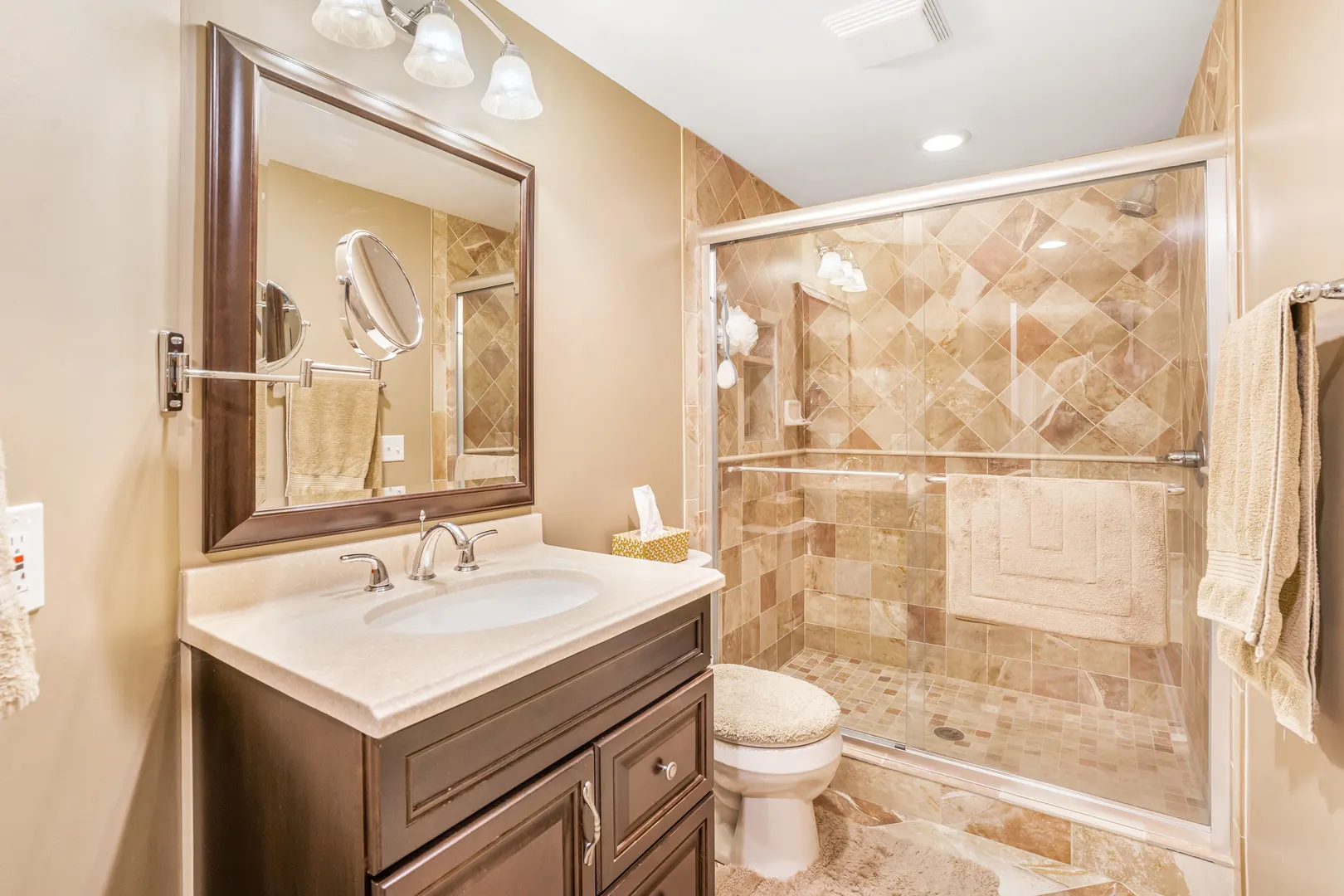 104 Cottonwood Drive IL