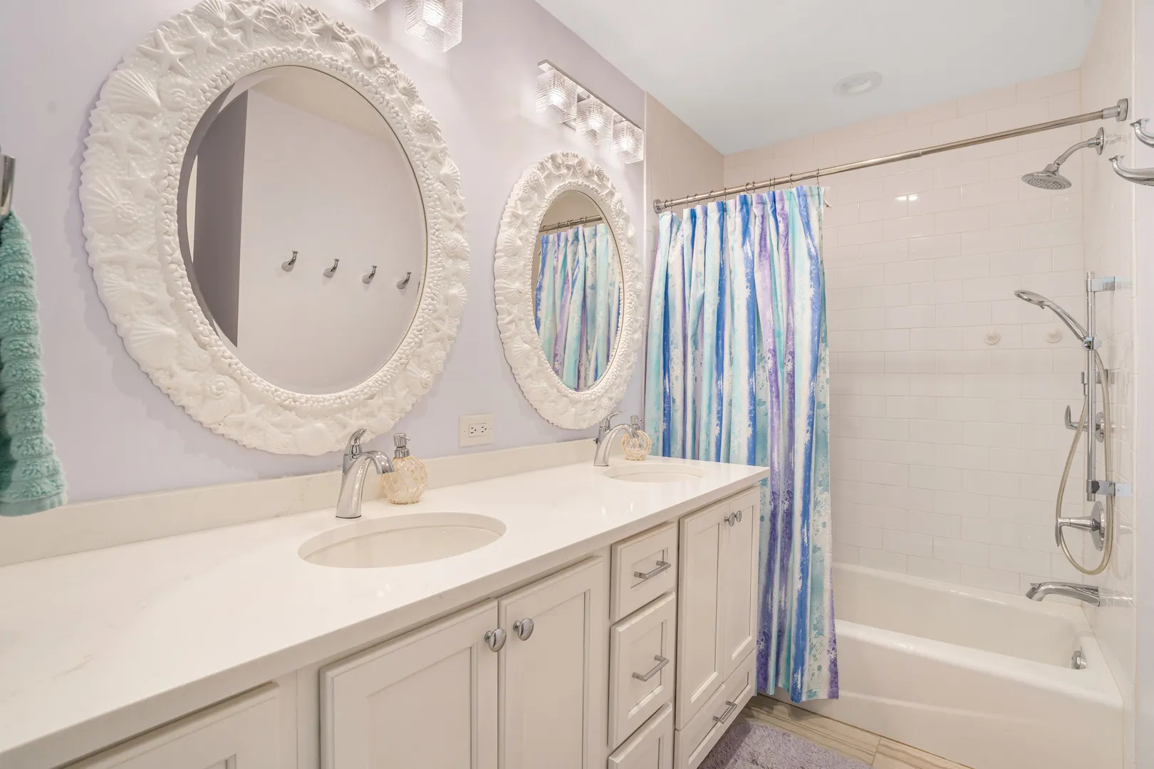 104 Cottonwood Drive IL