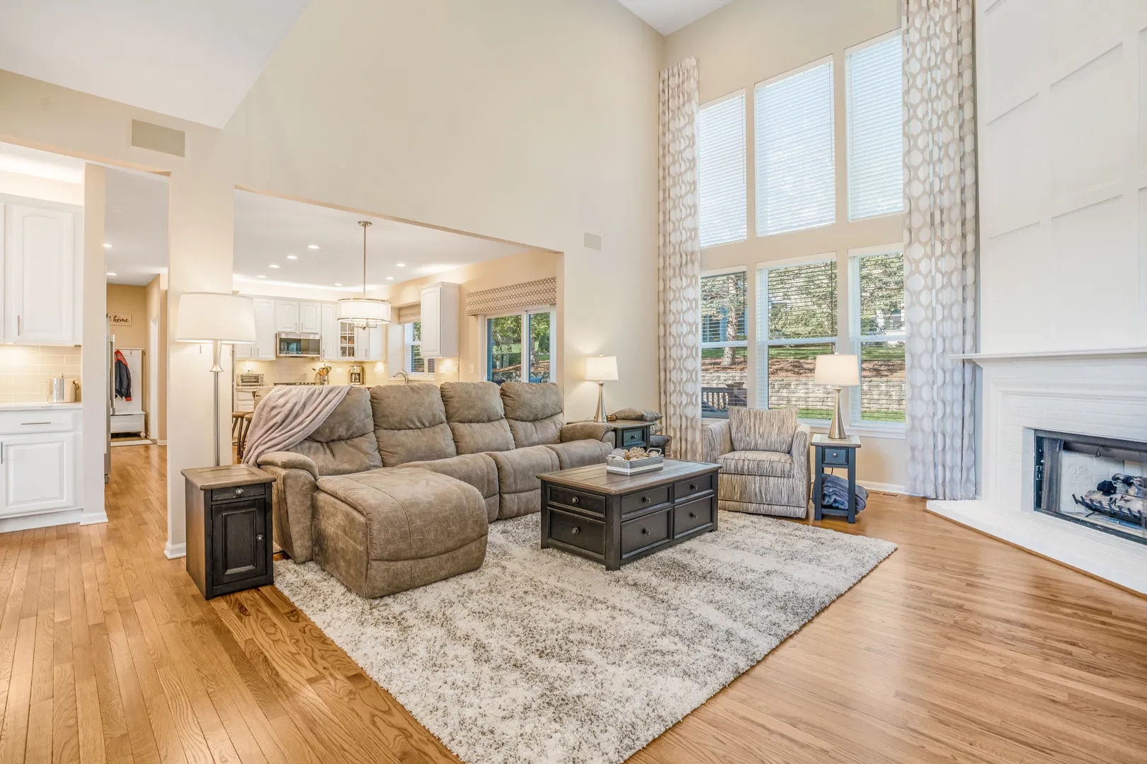 104 Cottonwood Drive IL