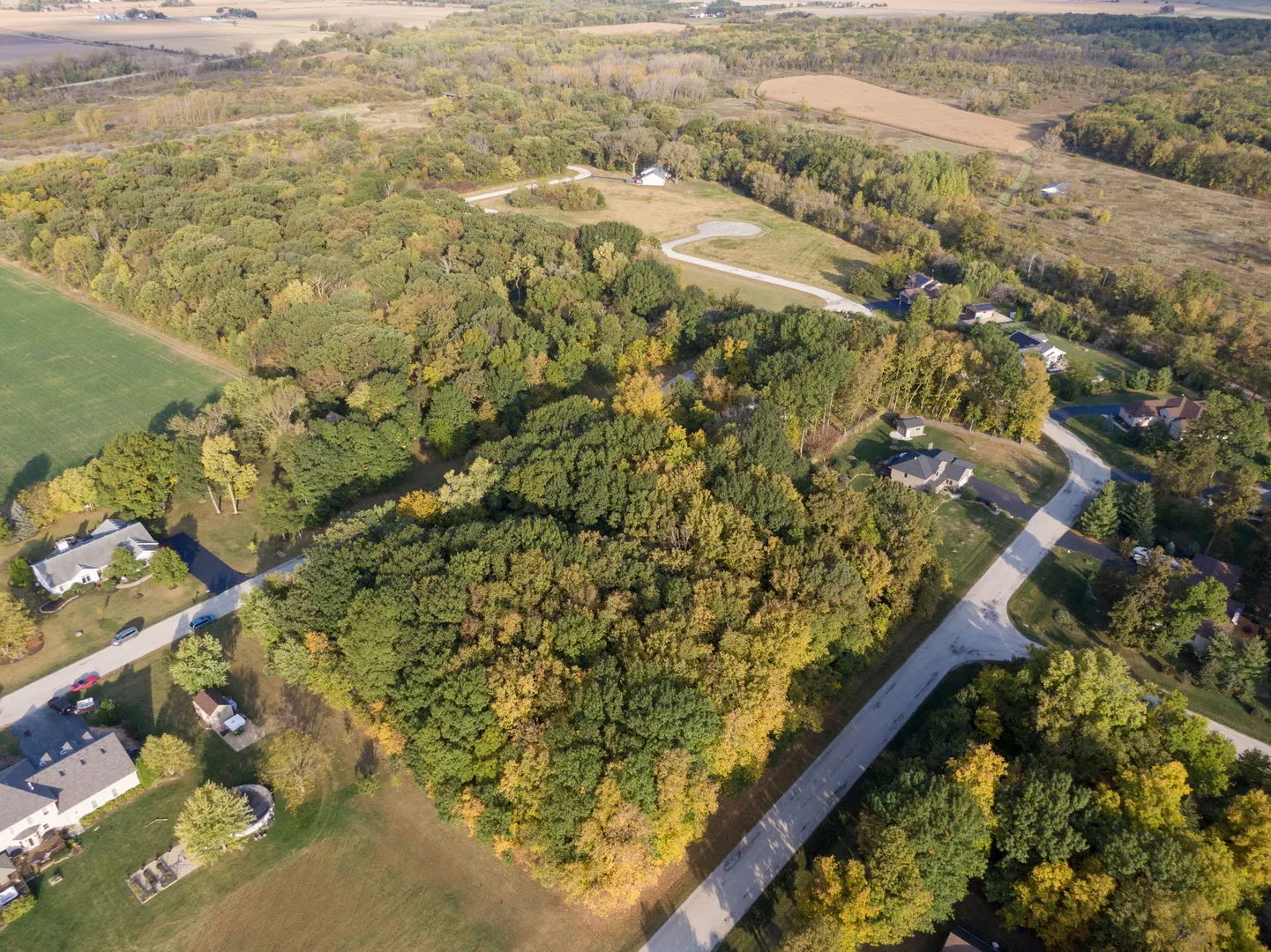 208 Hickory Lane IL
