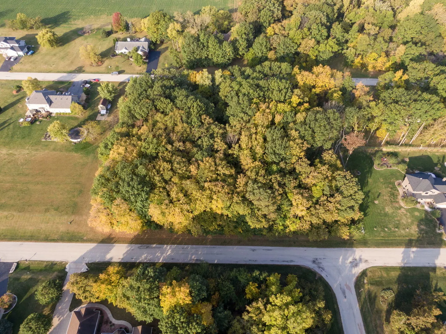 210 Hickory Lane IL