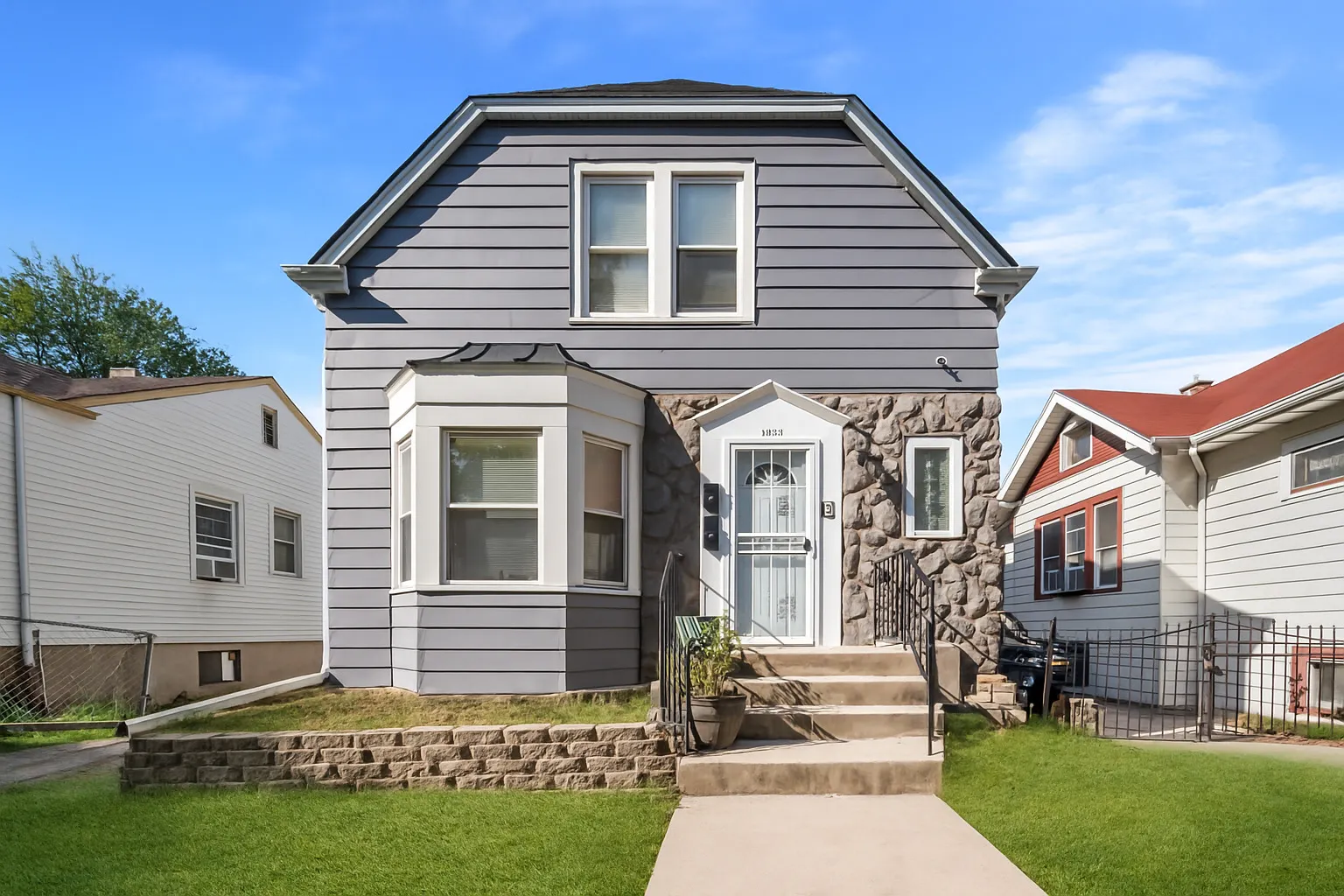 10044 S La Salle Street S IL