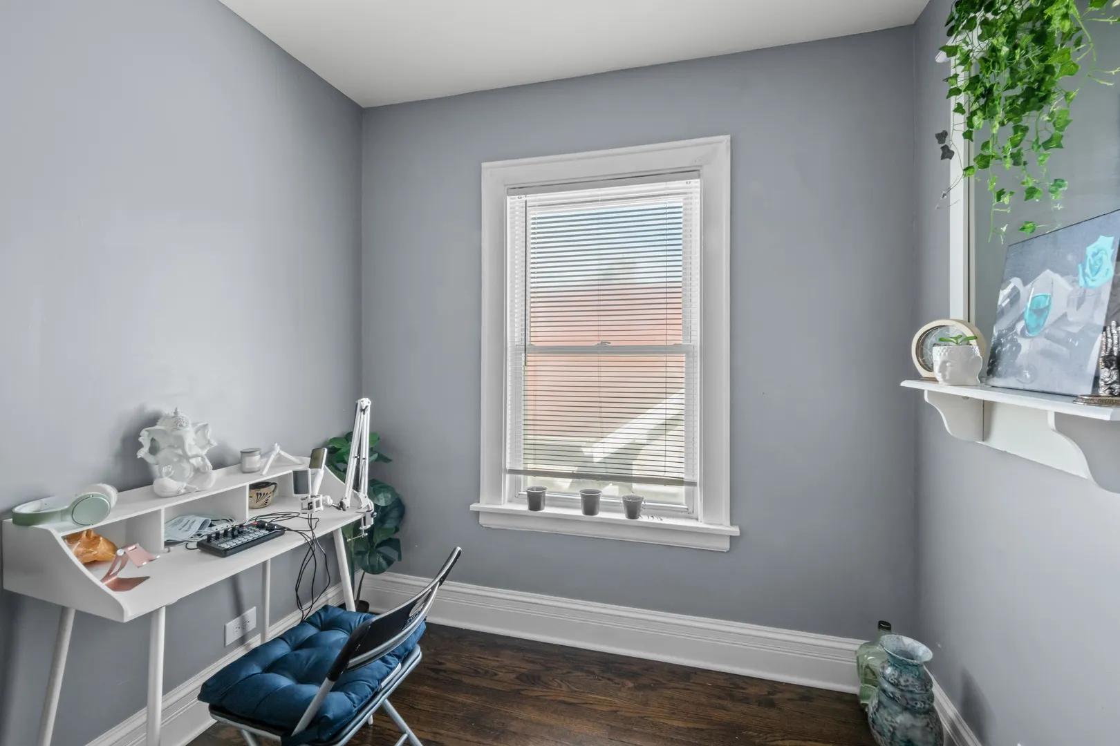 10044 S La Salle Street S IL