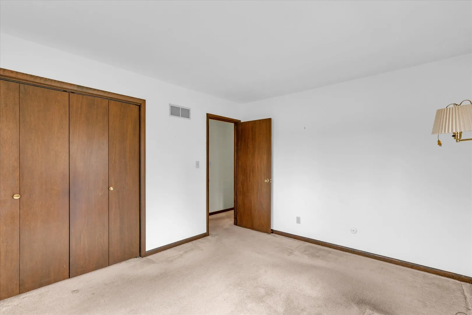 2208 Plymouth Drive IL