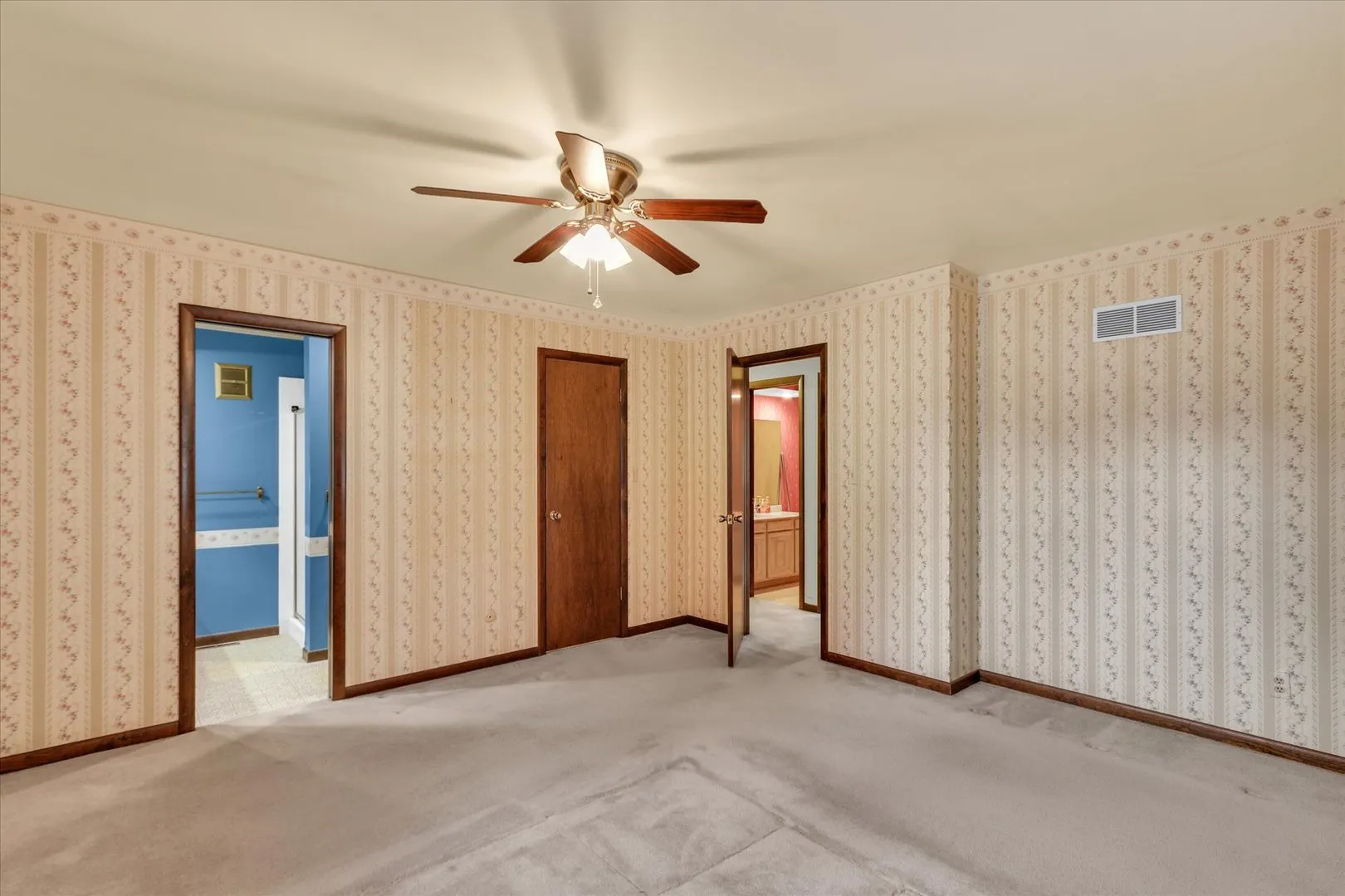 2208 Plymouth Drive IL