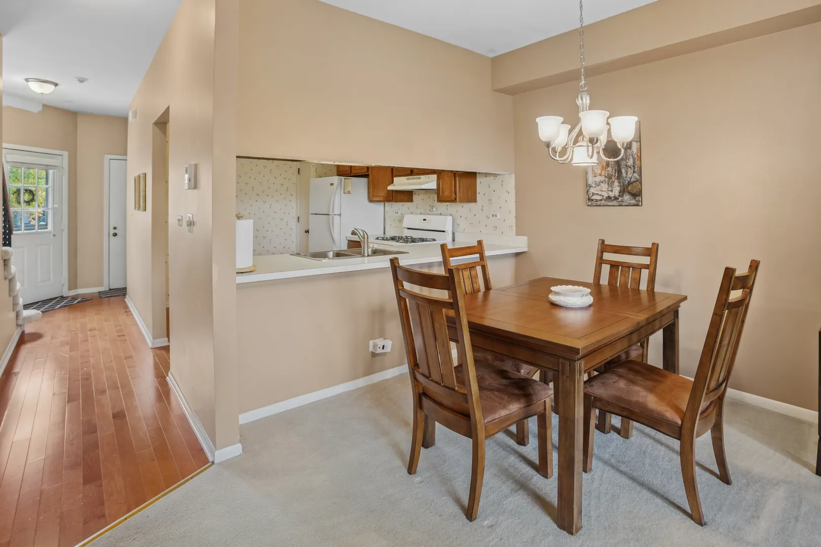 108 Golfview Drive IL