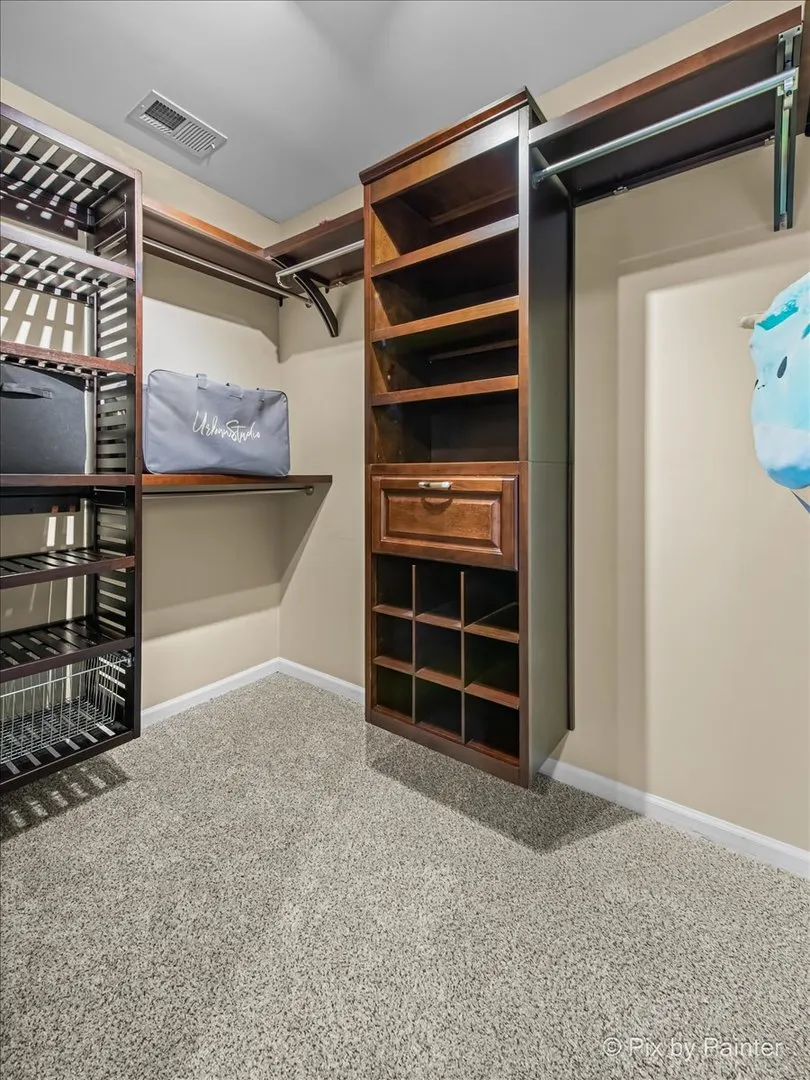 659 S Rosehall Lane IL