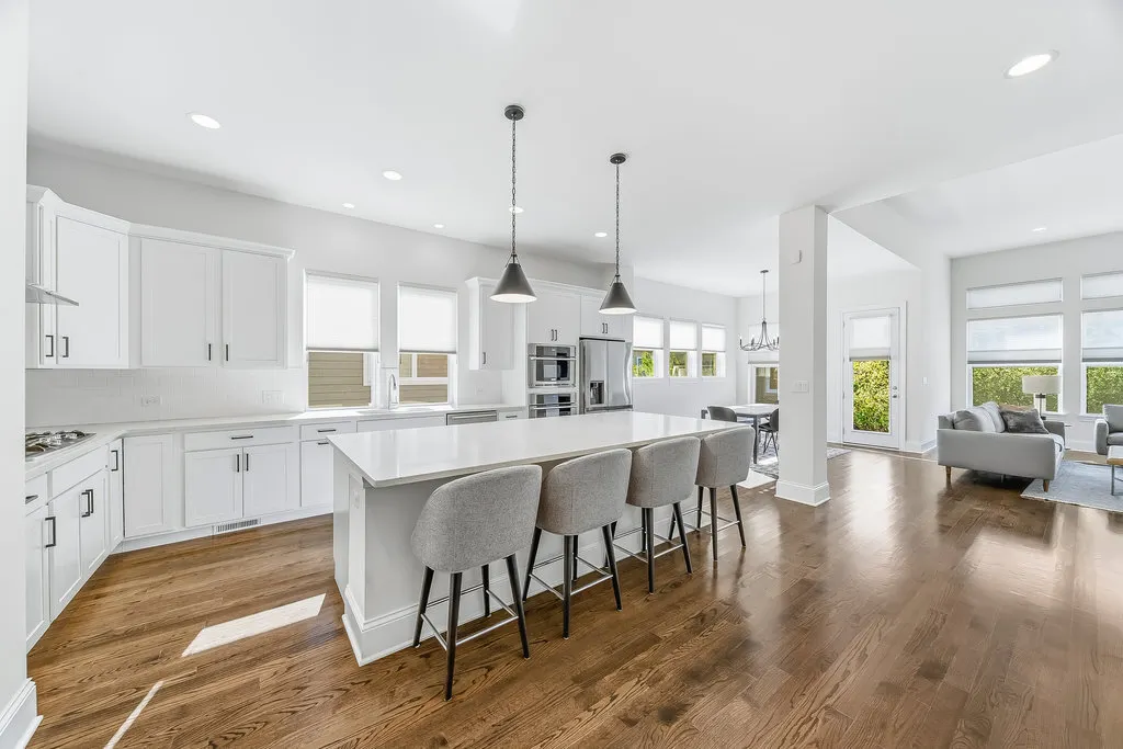 1053 Ironwood Court IL