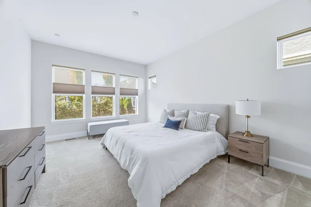 1053 Ironwood Court IL