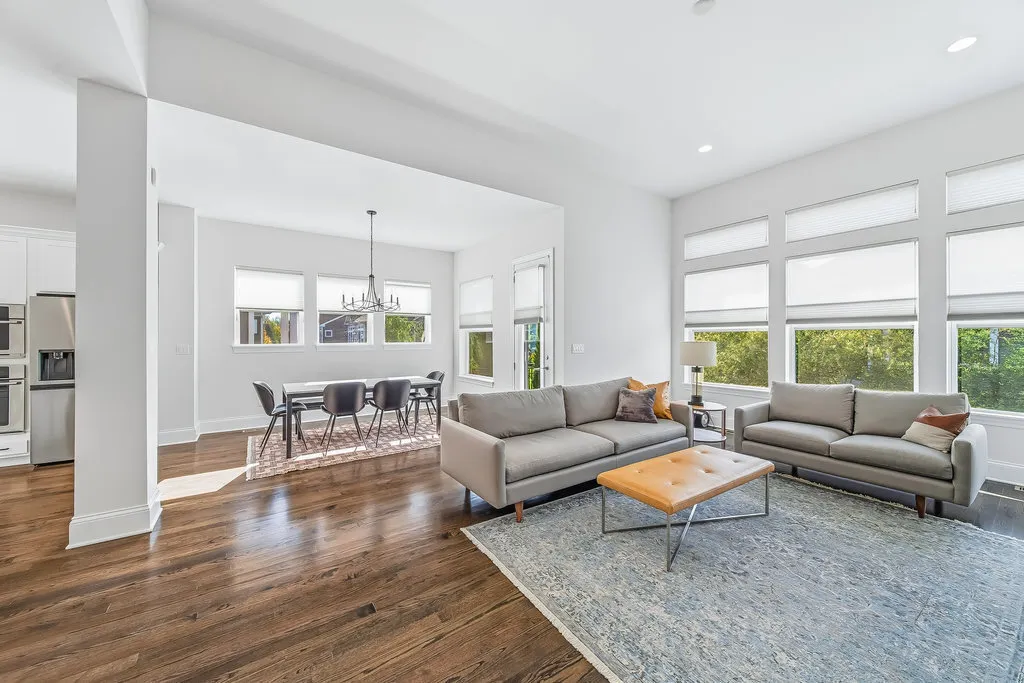 1053 Ironwood Court IL