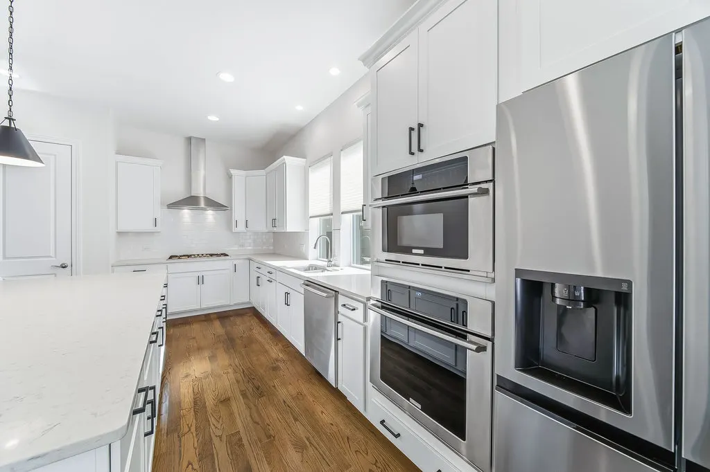 1053 Ironwood Court IL