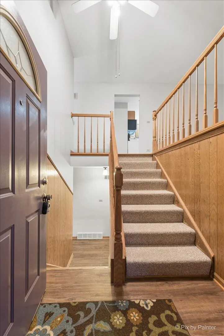 1842 Country Knoll Lane IL