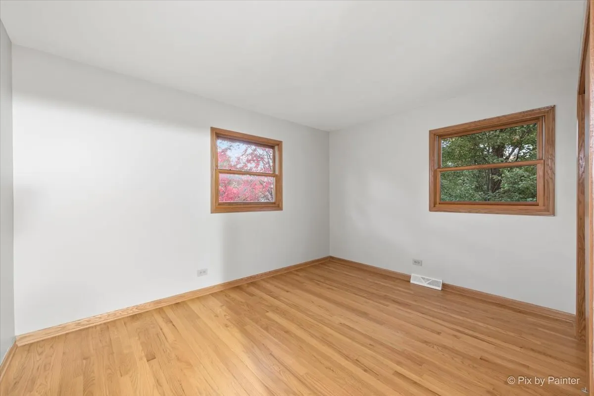 1842 Country Knoll Lane IL