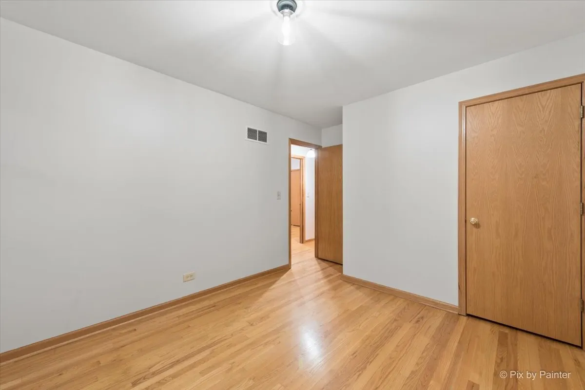 1842 Country Knoll Lane IL