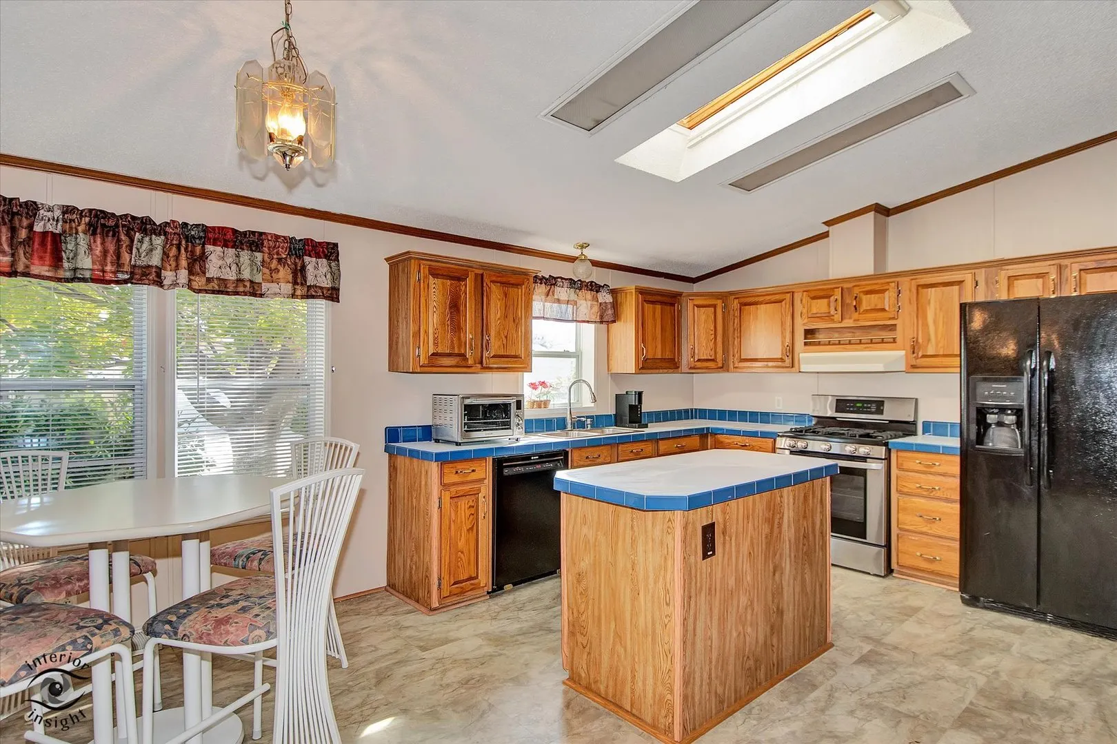 821 Garden Drive IL