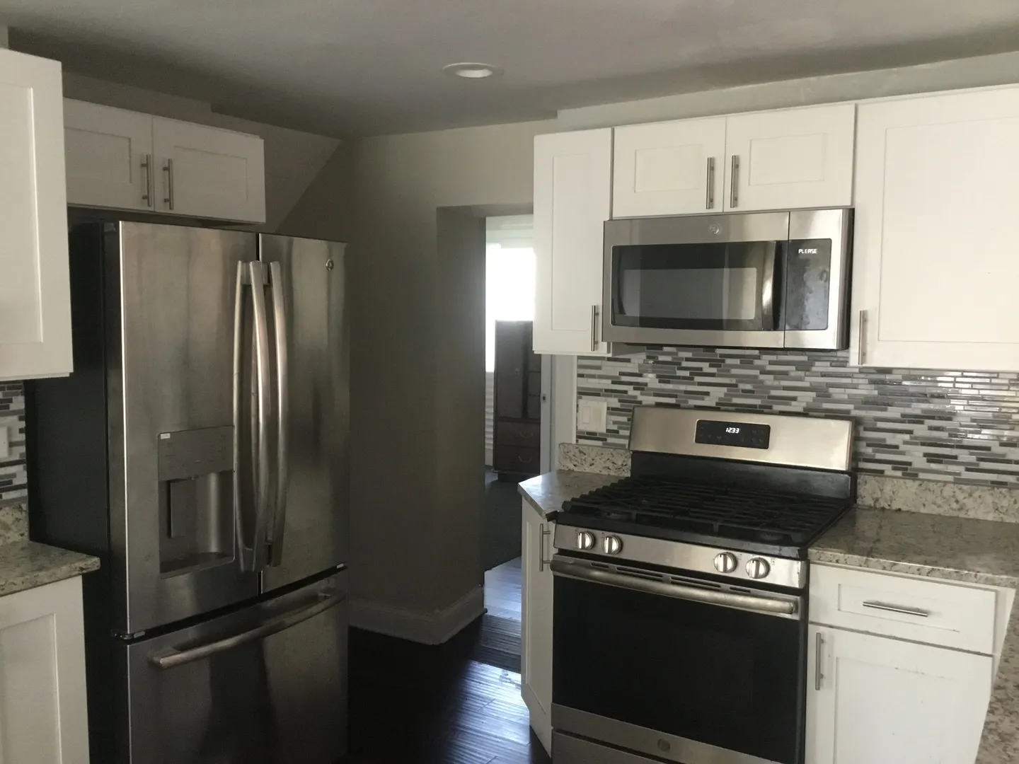 8333 S Hamilton Avenue IL