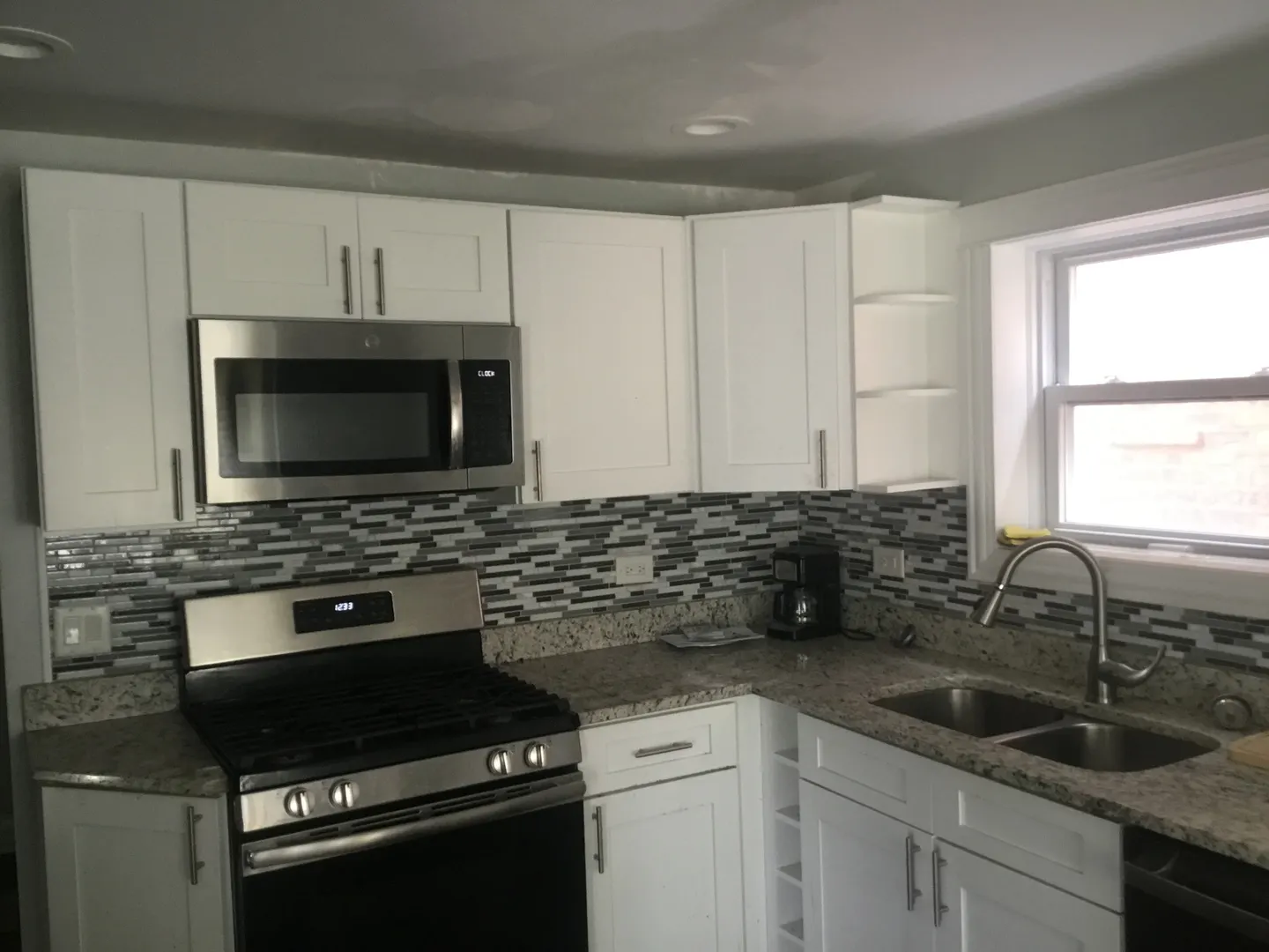 8333 S Hamilton Avenue IL