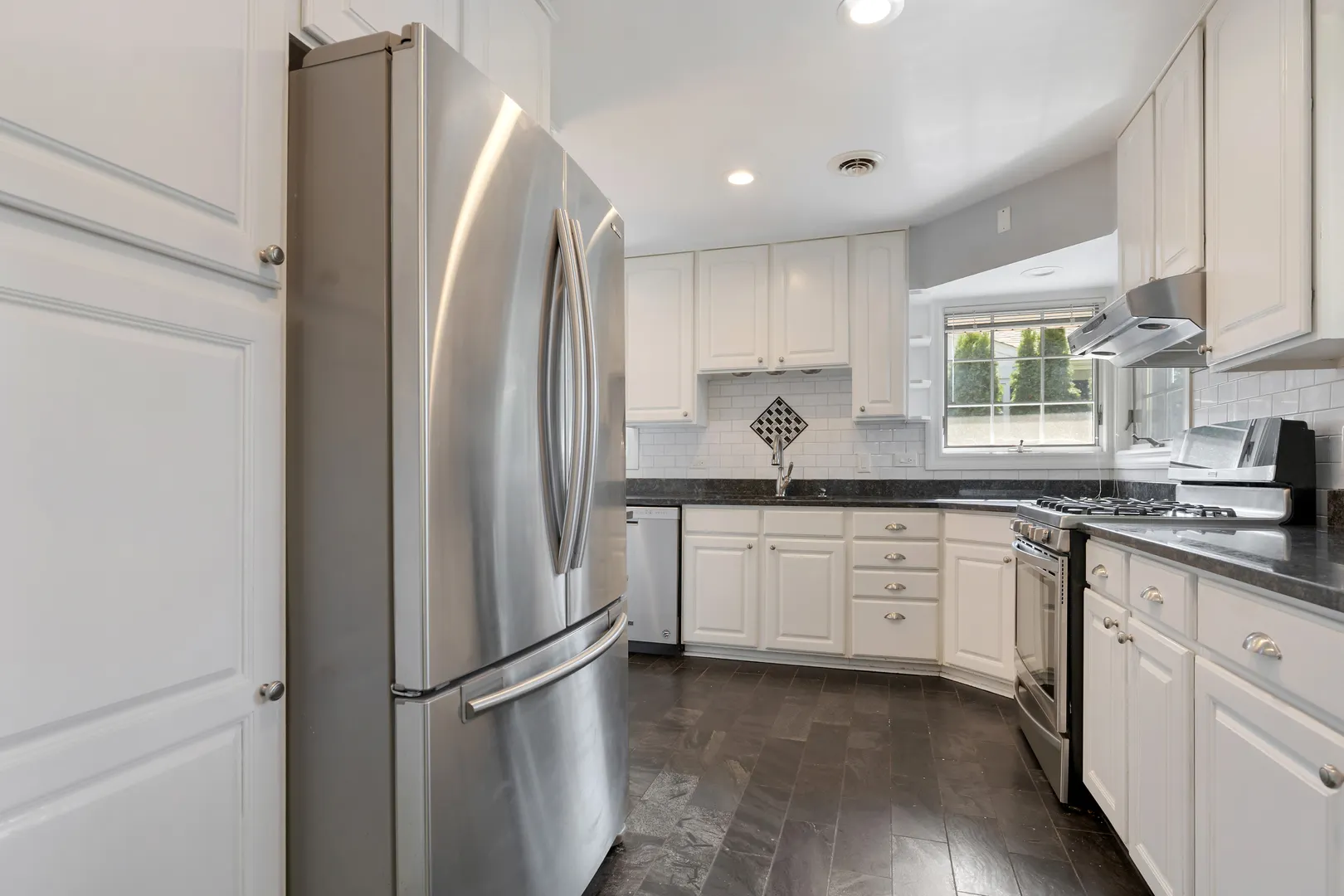 240 Scott Avenue IL