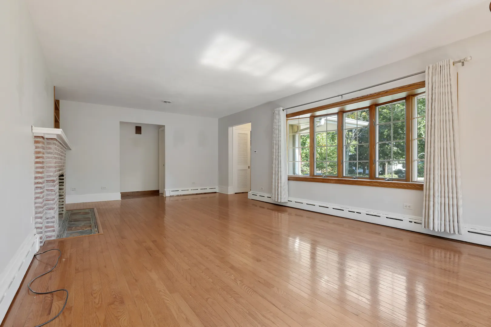 240 Scott Avenue IL