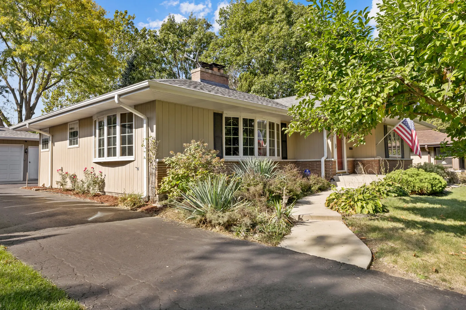 240 Scott Avenue IL
