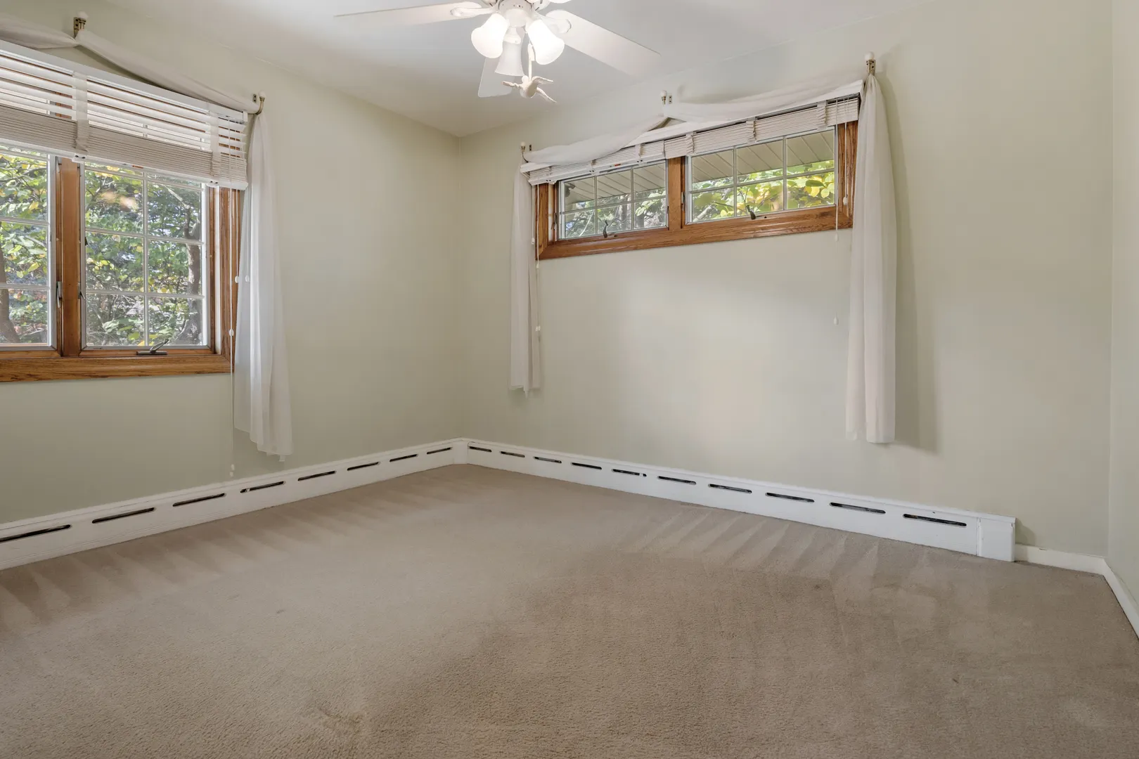 240 Scott Avenue IL